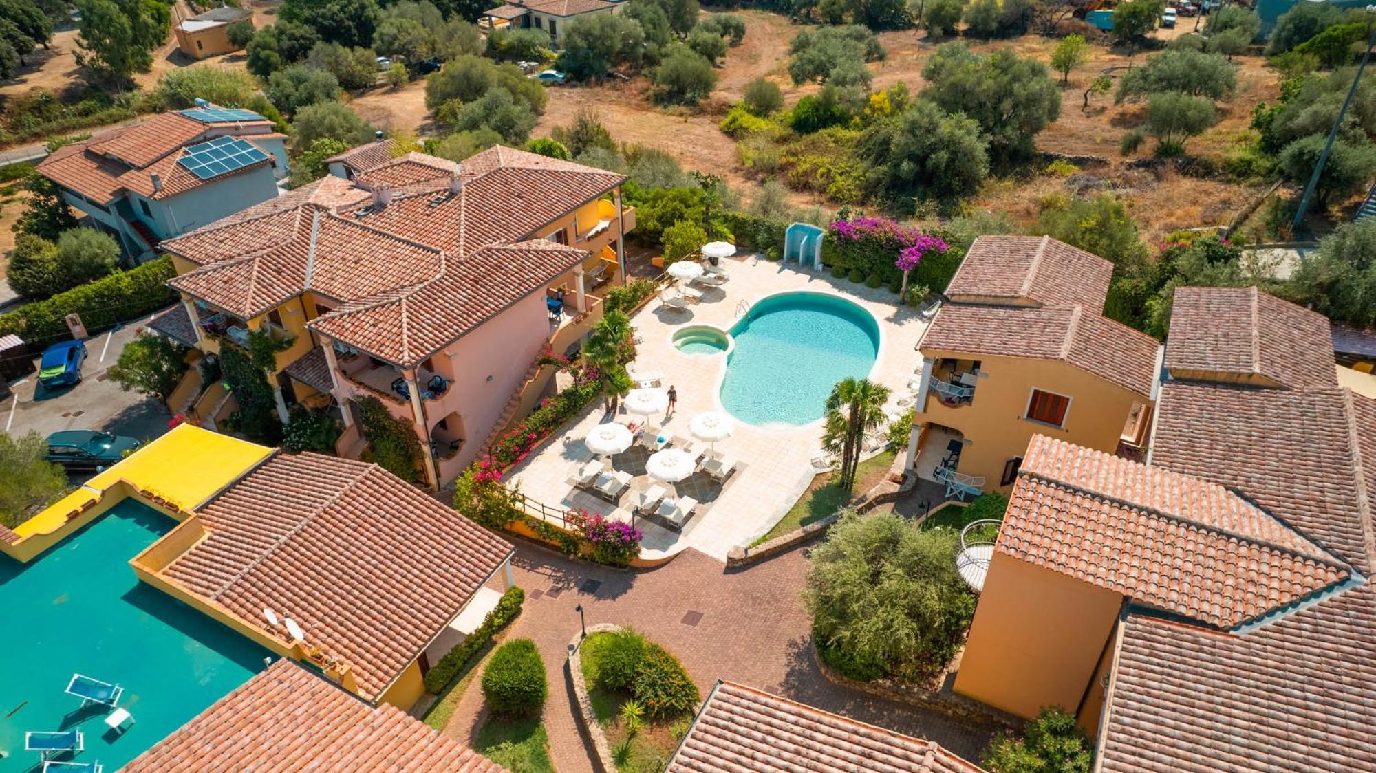 Residence Corte Dei Venti Будони Екстериор снимка
